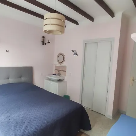 Ferienhaus La Clairiere Pierrelongue